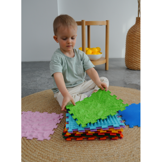 Masážní podložka Puzzle Dinosauři 10 prvků + 6 trojúhelníků - Počet prvků: 10